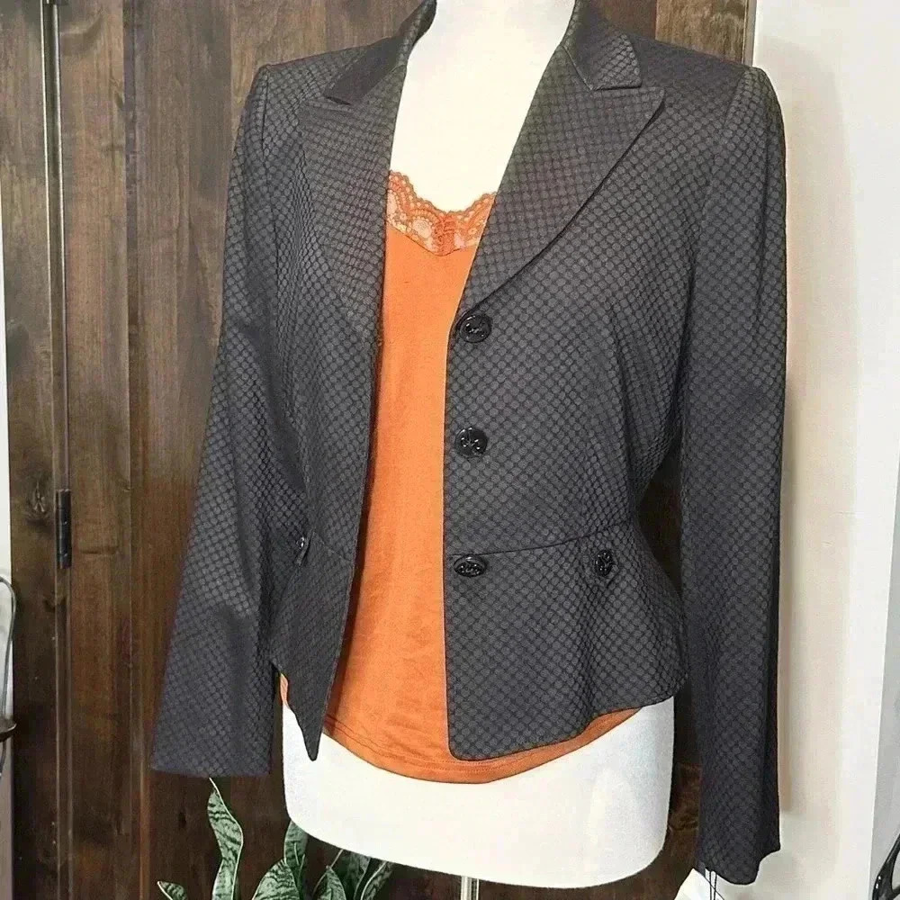 NWT TAHARI Blazer Arthur S. Levine women’s Size 6 cropped business blazer jacket - Picture 1 of 11